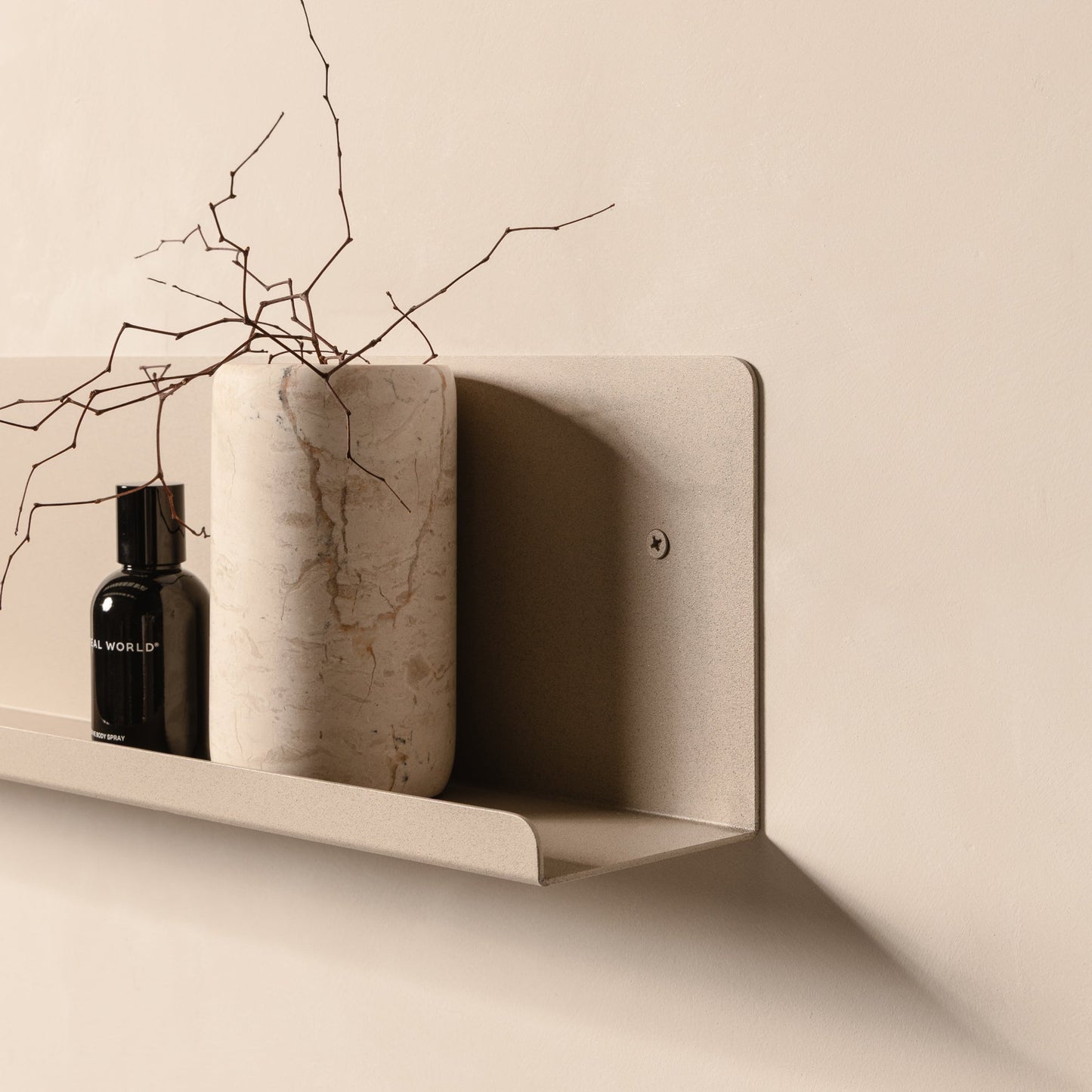 FOLD Display Ledge 600