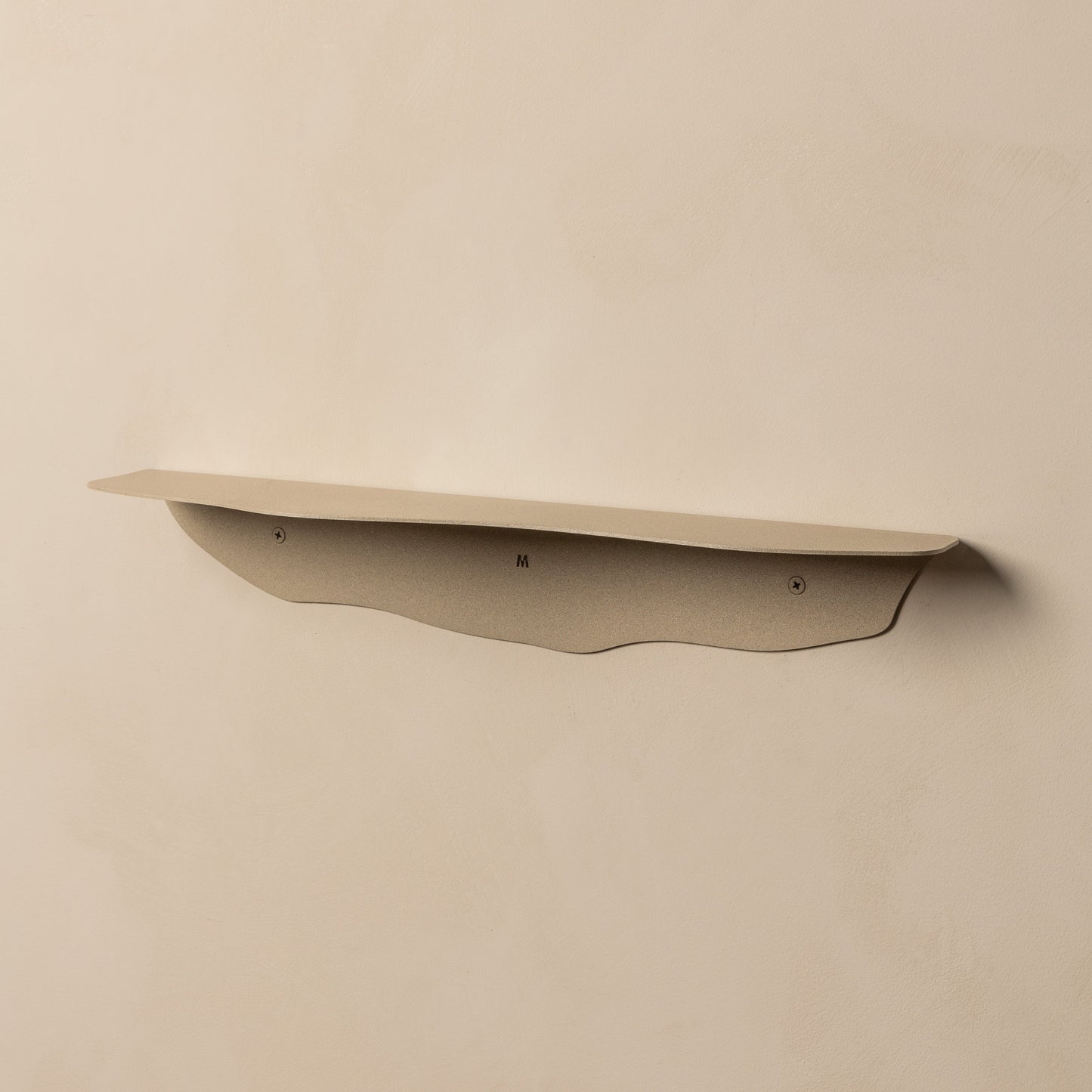 FOLD Wavy Shelf 550