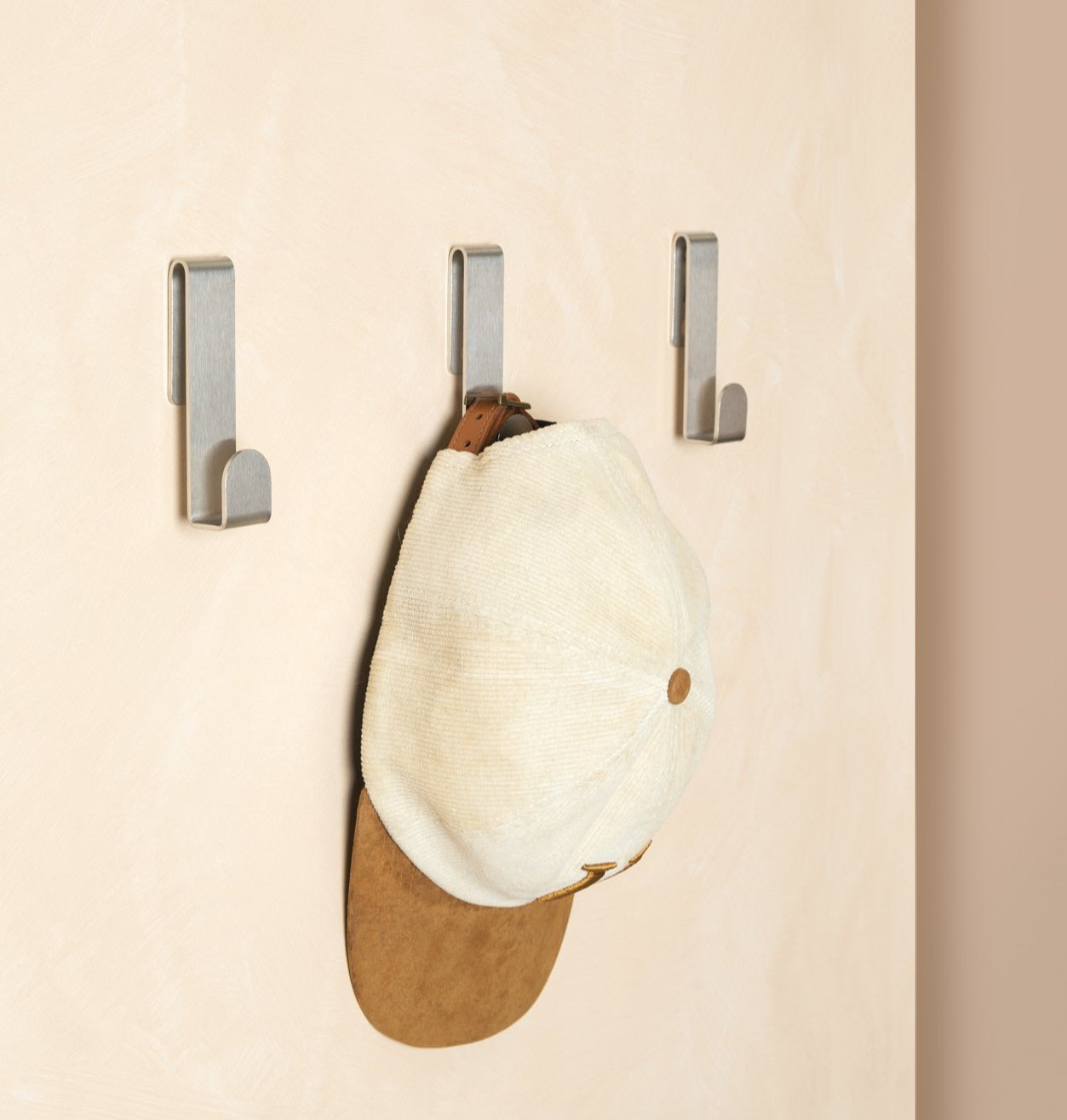 FOLD Loop Wall Hook